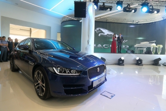 Открытие дилерского центра Jaguar Land Rover Открытия, презентации